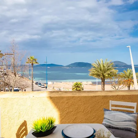 Apartamento Seduti Di Fronte Al Mare